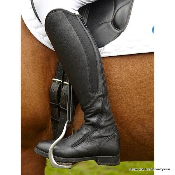 Lady riding horse wearing Toggi Cartwright Unisex Adults Horse Riding Boots English Tall Boots